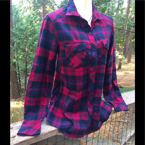 Kyoot Klothing Tops - Kyoto klothing  burgundy plaid button down oversized flannel top pockets